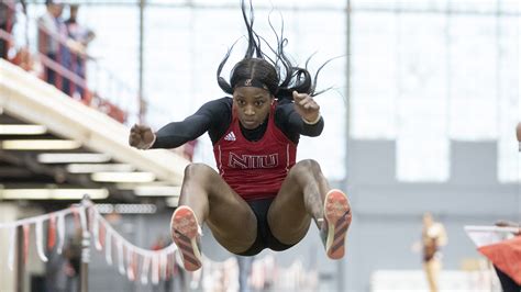 jazmyn smith women s track and field niu athletics