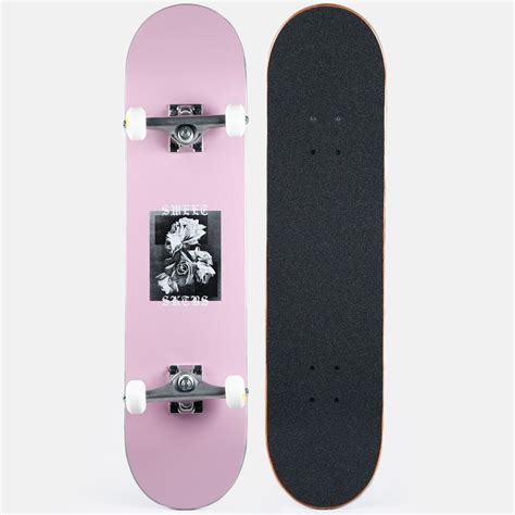 Maybe you would like to learn more about one of these? Skateboard complet - 7.75 Rose | Giftry - Skateboard ...