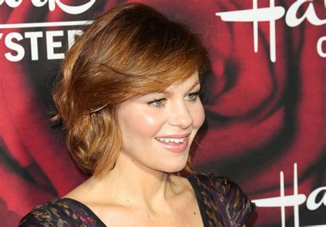 Candace Cameron Bure Just Dyed Her Hair Auburn And It Looks Amazing