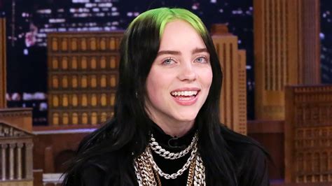Born december 18, 2001) is an american singer and songwriter. Billie Eilish Almost Went to Therapy Over Her Justin Bieber Obsession | Vanity Fair