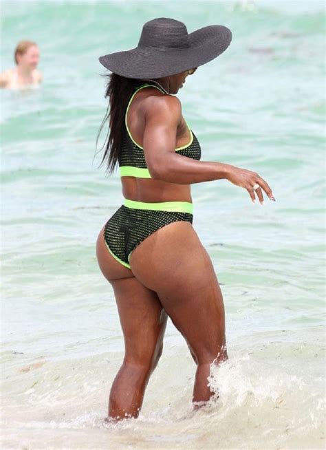 Too Hot For Tv Wimbledon 2015 Edition Serena Williams Top Booty