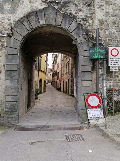 Pontremoli Ecco Come Funzionerà La Zona A Traffico Limitato Il