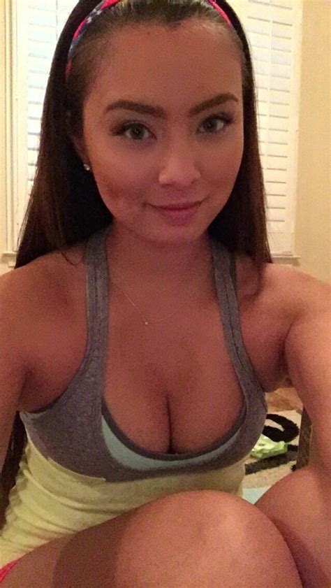 Fit Girls Taking Gym Selfies In Sports Bras