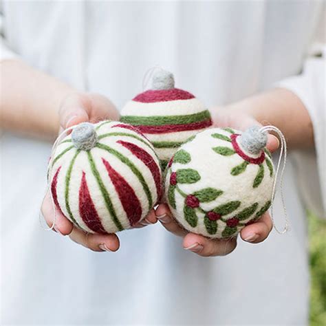 Sculpting With Wool Needle Felting Kit Christmas Ornaments