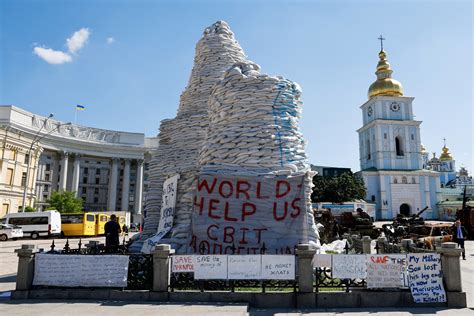 Un Says Over 150 Ukraine Cultural Landmarks Destroyed By Russias War