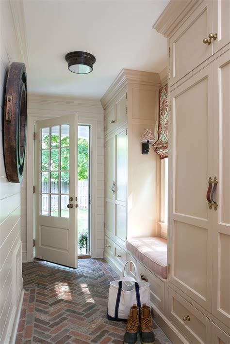 Sorry, your search returned zero results for loungeroom. Mudroom Ideas: How to Design a Mudroom for Different Spaces - Maison de Pax