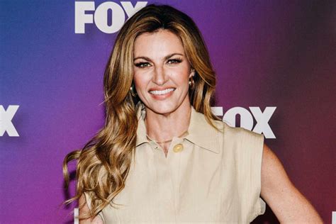 Erin Andrews Is A Mom Sportscaster And Husband Jarret Stoll Welcome