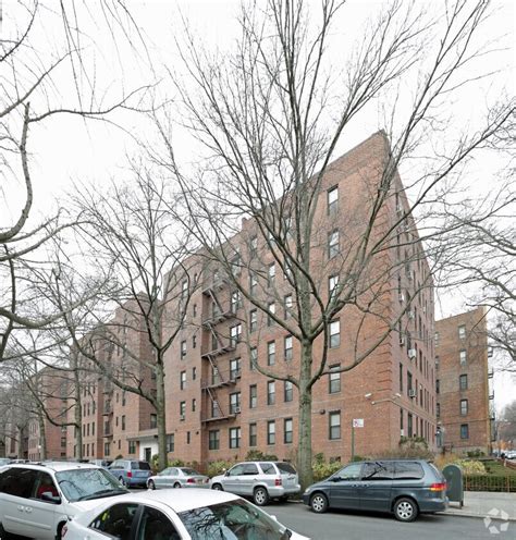 College Gardens Co Op Apartments In Bronx Ny