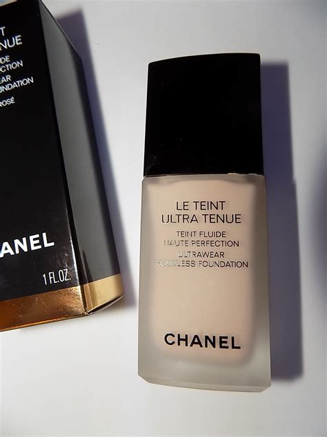 The Beauty Alchemist: Chanel Le Teint Ultra Tenue Foundation