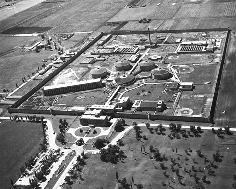 Worlds Toughest Prison Rare Stateville Photos Joliet Il Patch