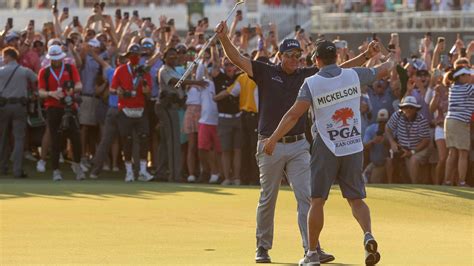 Phil Mickelson Wins 2021 Pga Championship Becomes Oldest Major Champ