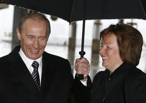 Vladimir Putin and Lyudmila Split: The Kremlin Wives' Club