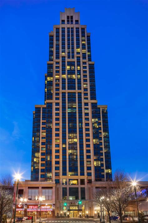 Trump plaza stands 40 stories above new rochelle's bustling streets filled with boutiques and local cafés. Trump Plaza | New Rochelle, New York | Trump Business ...
