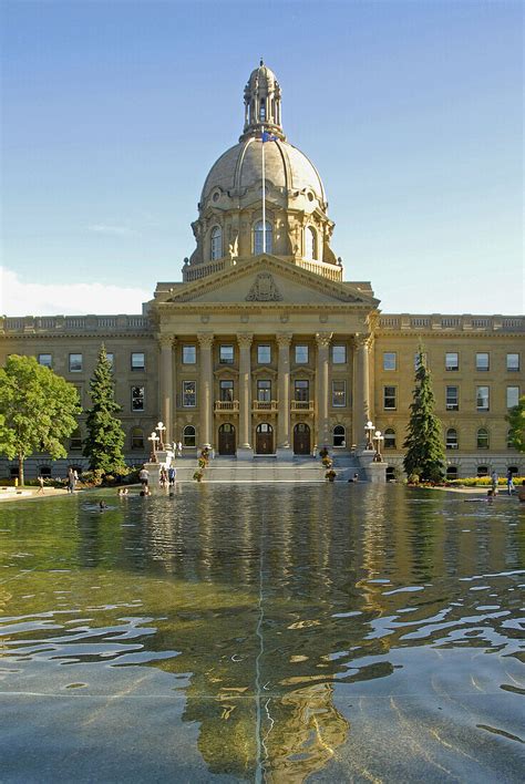 Provincial Capital Edmonton Alberta Bild Kaufen 70228241 Lookphotos