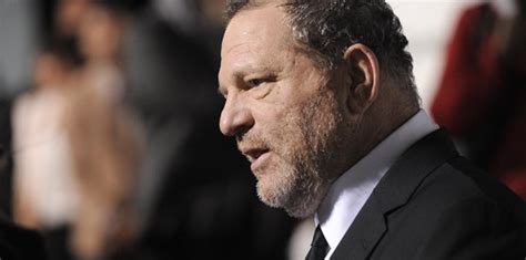 The earliest alleged sexual assault by weinstein in the uk is said to have happened in west london in the late 1980s. Oscar'lı Yapımcı Harvey Weinstein'a Soruşturma Şoku ...
