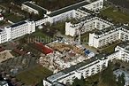 Berlin aus der Vogelperspektive: Neubau einer Mehrfamilienhaus ...