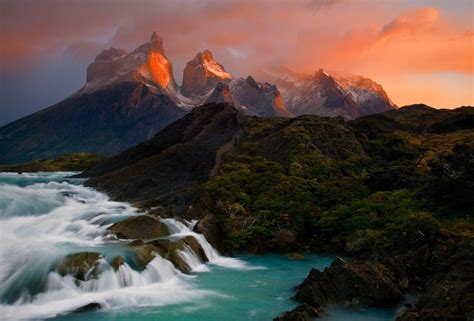 Los Cuernos Del Paine Torres Del Paine Patagonia Chile Torres