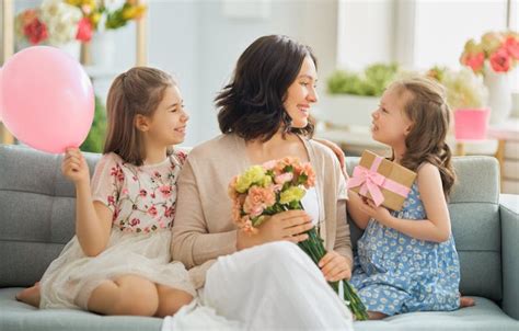 History Of Mothers Day Origin Of Mothers Day Celebration Proflowers