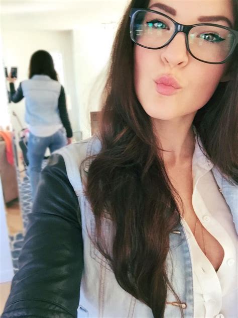 Kittyplays On Twitter Bringing Back Canadian Tuxedos 😘