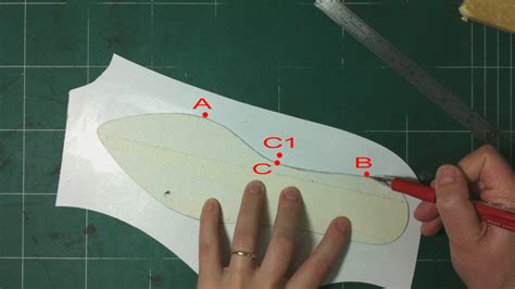 Making Shoes Learn To Make An Insole Pattern And New Full Guide For