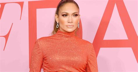Jennifer Lopez Es Considerada Una De Las Mujeres Más Poderosas De La