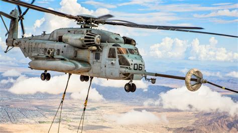 Us Militarys Largest Helicopter Mid Air Refueling Ch 53e Super