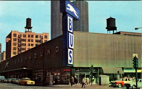 Greyhound Bus Terminal Depot Chicago Vintage Postcard C 1970s