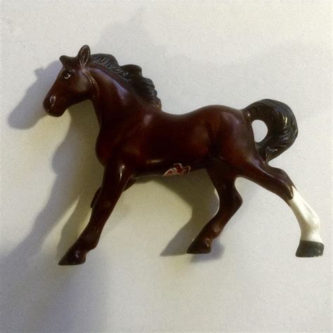 Vintage Art Line Porcelain Brown Horse Hand Painted Made In Japan From