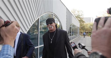 Jury To Consider Punitive Damages In Hulk Hogan Sex Tape Trial Cbs Miami