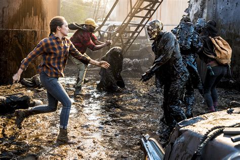 Season 4 of amc's fear the walking dead premiered on april 15, 2018, and concluded on september 30, 2018, consisting of 16 episodes. New Images Preview "Fear the Walking Dead" Season 4 ...