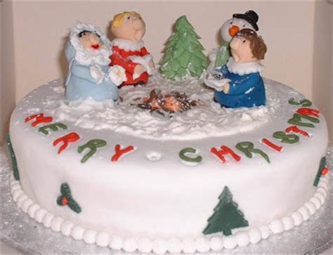 We are here with huge collection of different christmas cake designs. 50 Awesome Christmas cakes | Curious, Funny Photos / Pictures