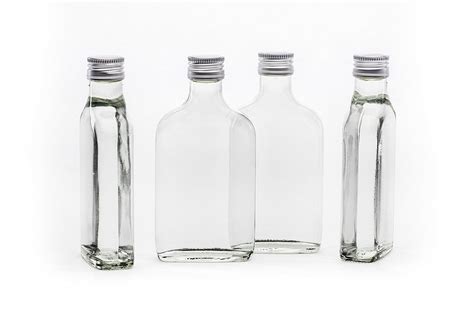 Casavetro 12 Clear Screw Top Empty Glass Bottles 200 Ml Reusable Refillable Twist Off Lids