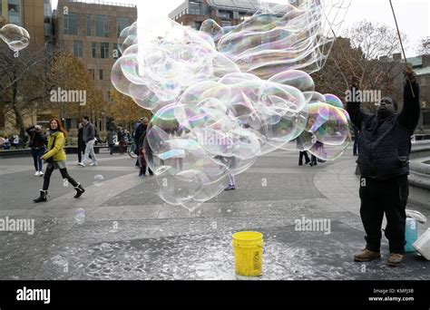 Bubble Man Blows Bubbles In Washington Square Parkgreenwich Village