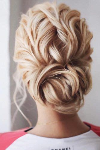 32 Chignon Hairstyles For A Fancy Look