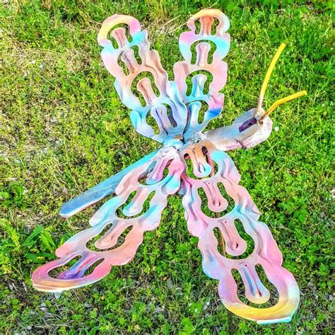 Dragonfly garden stake raymond guest | Dragonfly art, Garden stakes