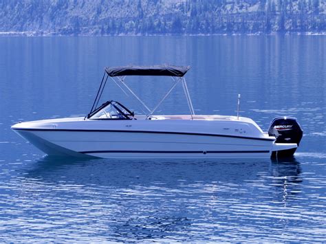 Lake Chelan Boat Rentals | Pontoons | Jet Skis | Paddleboards