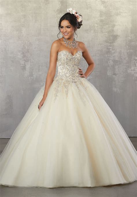 Crystal Wedding Dresses Top 10 Crystal Wedding Dresses Find The Perfect Venue For Your Special
