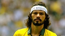 BBC Mundo - Noticias - Muere Sócrates, una leyenda del fútbol brasileño