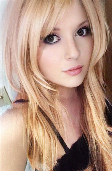 I Think Blonde Might Be A Good Look On Me 💁 Crossdressing