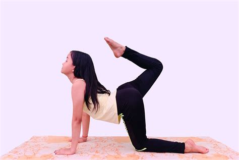 How To Do Tiger Pose GoGlides