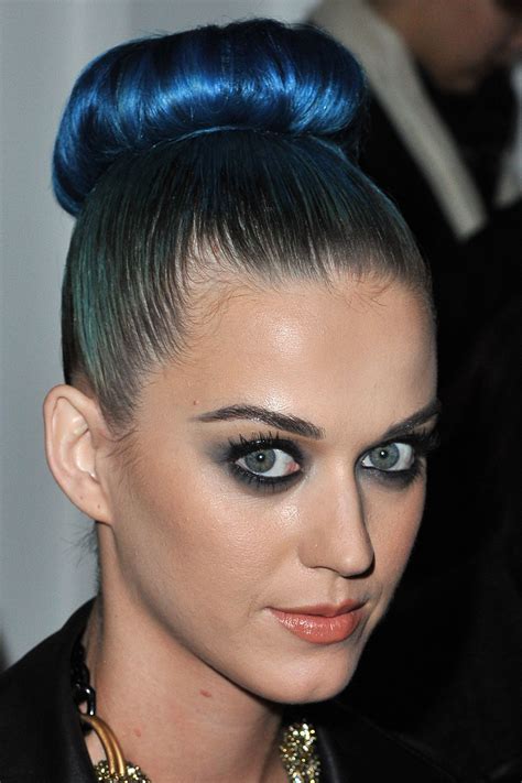 Katy Perry Look Smokey Eyes Make Up Random Icon Pinterest