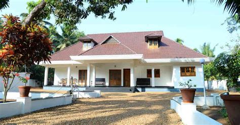 3 Bedroom Kerala Traditional Home Design In 2300 Sqft