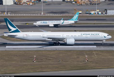 B Kqt Cathay Pacific Boeing 777 367er Photo By Ckng Id 1404015