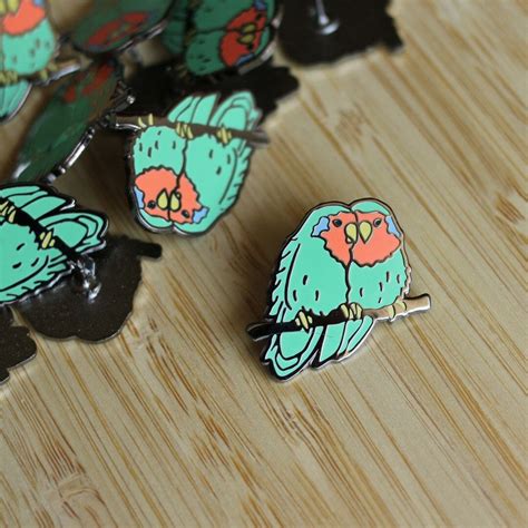 Lovebirds Enamel Pin Bird Lapel Pin Hard Enamel Pin Cloisonné