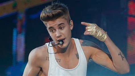 Justin Bieber Accused Of Egg Attack On Neighbors House Fox News Video
