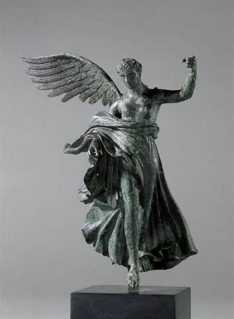 Statuette Nike Greek 323 31 Bc Photo C Rmn Grand Palais