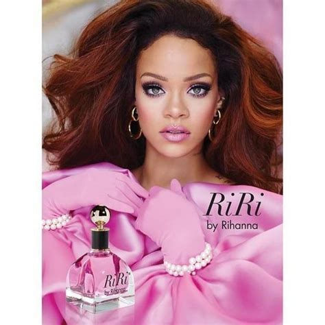 Rihanna Elle Dévoile La Publicité De Son Nouveau Parfum Riri Elle