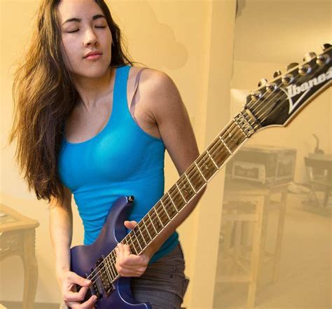 Mind Blowing Female Guitarists Shredding ~ Best In The World 2 Female Guitarist Hot Guitarist