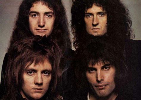 1b Queen The 70s Vol 2 Queen Photos Queen Brian May Queen Band