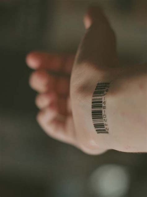 Barkod Erkek Bilek Dövmeleri Barcode Wrist Tattoos For Men
